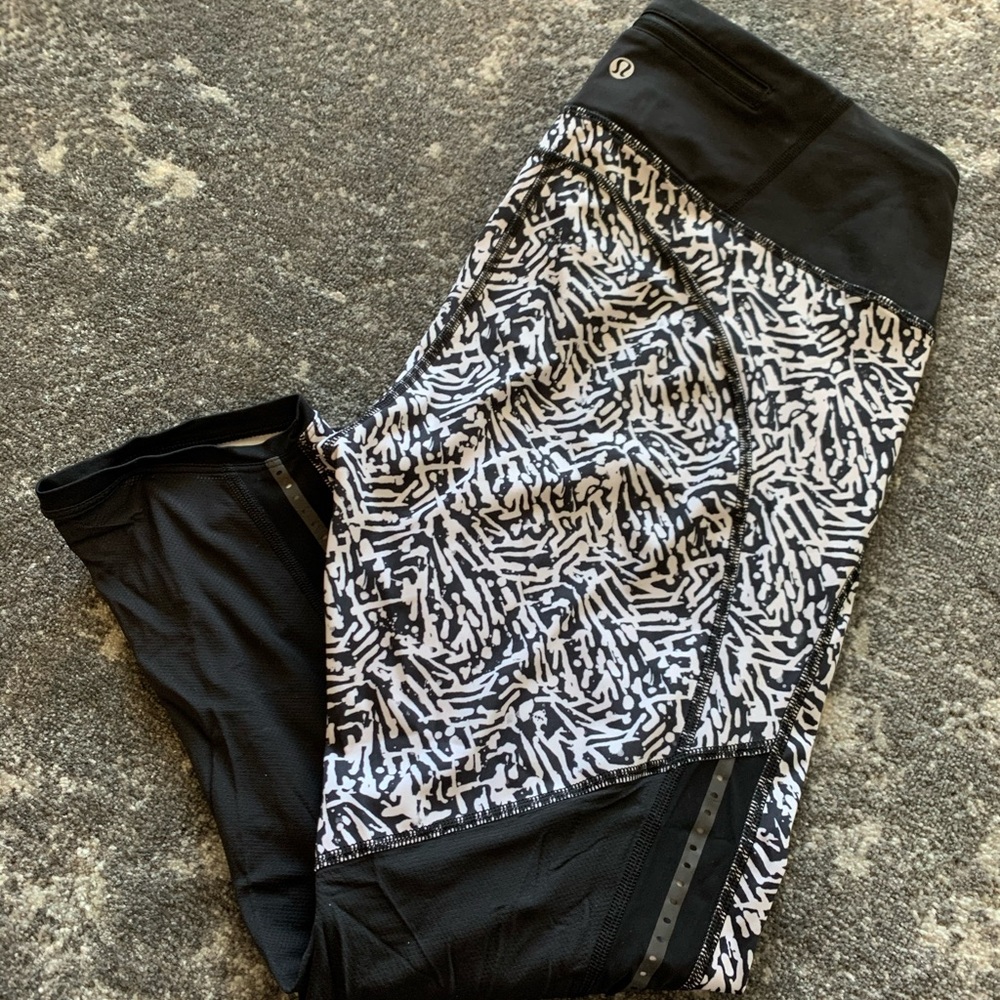 Lululemon crop leggings 8
